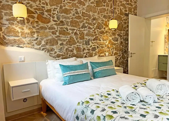 Wellstone Steps To The Sea By Junto Ao Mar アパート *