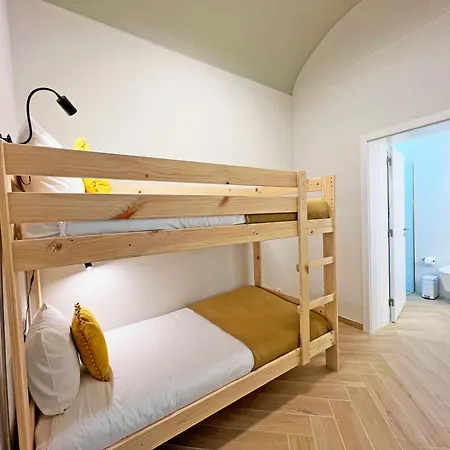Apartament Wellstone Steps To The Sea By Junto Ao Mar